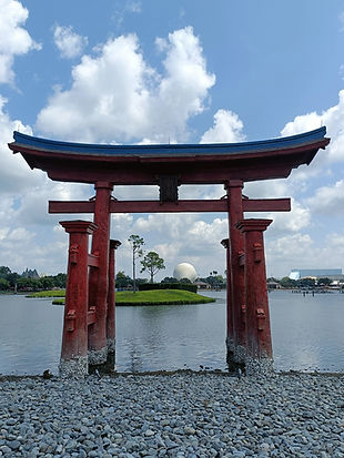 Torii - Pabellón de Japón